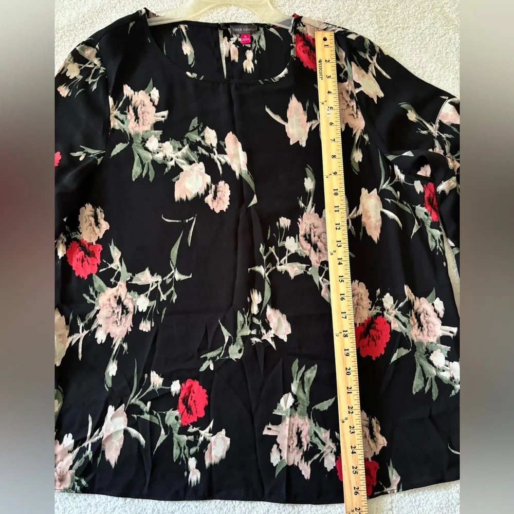 Vince Camuto Women’s Flared Sleeves Black,Red,Blouse Floral Print Size XL - Picture 7 of 7
